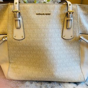 MK Leather Crossbody Natural/Cream. #30T9LV6T4J One size